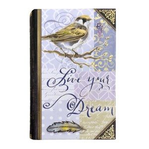 Punch Studio Green Tea Luxurious 4 oz Soap in Bird Embellished Book Box (67365)